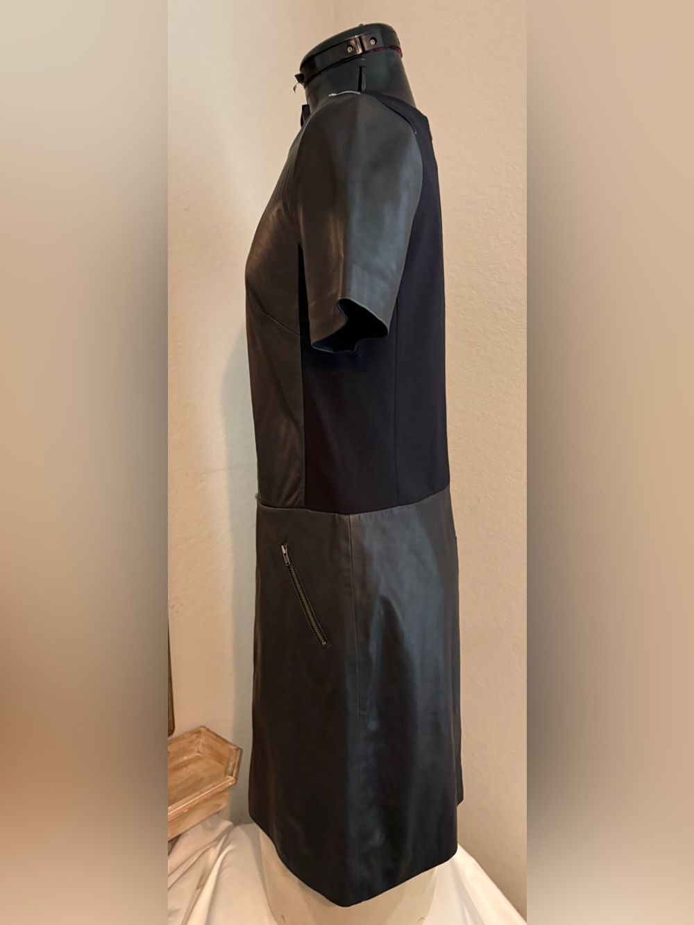Halogen XS 100% Leather Black Shift Dress Short Sleeve Zip Pocket Career. - Picture 6 of 8